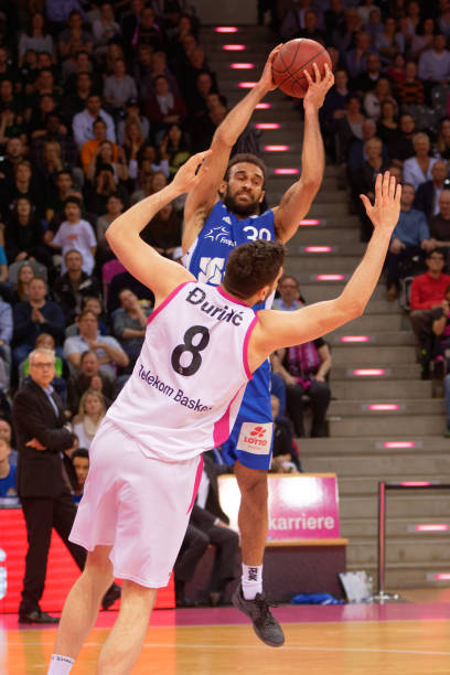 分上表现出 分上表现出