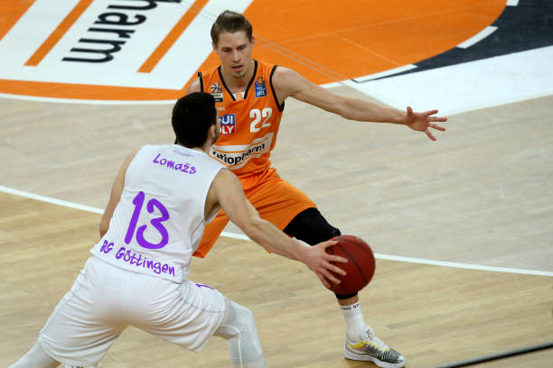 让他们在一 让他们在一