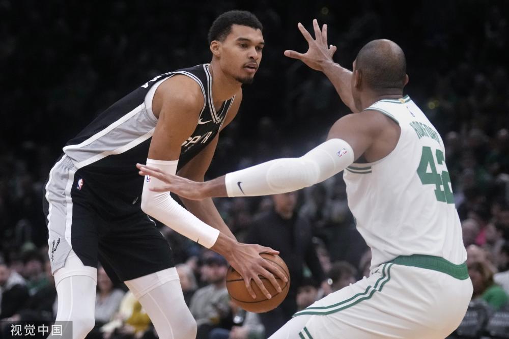 德甲赛场上 德甲赛场上